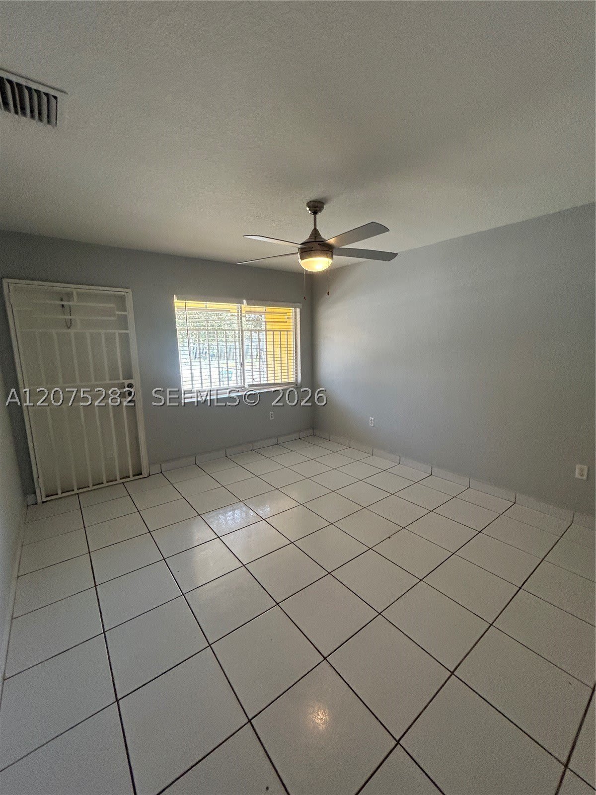 2421 NW 99th Ter – photo 3