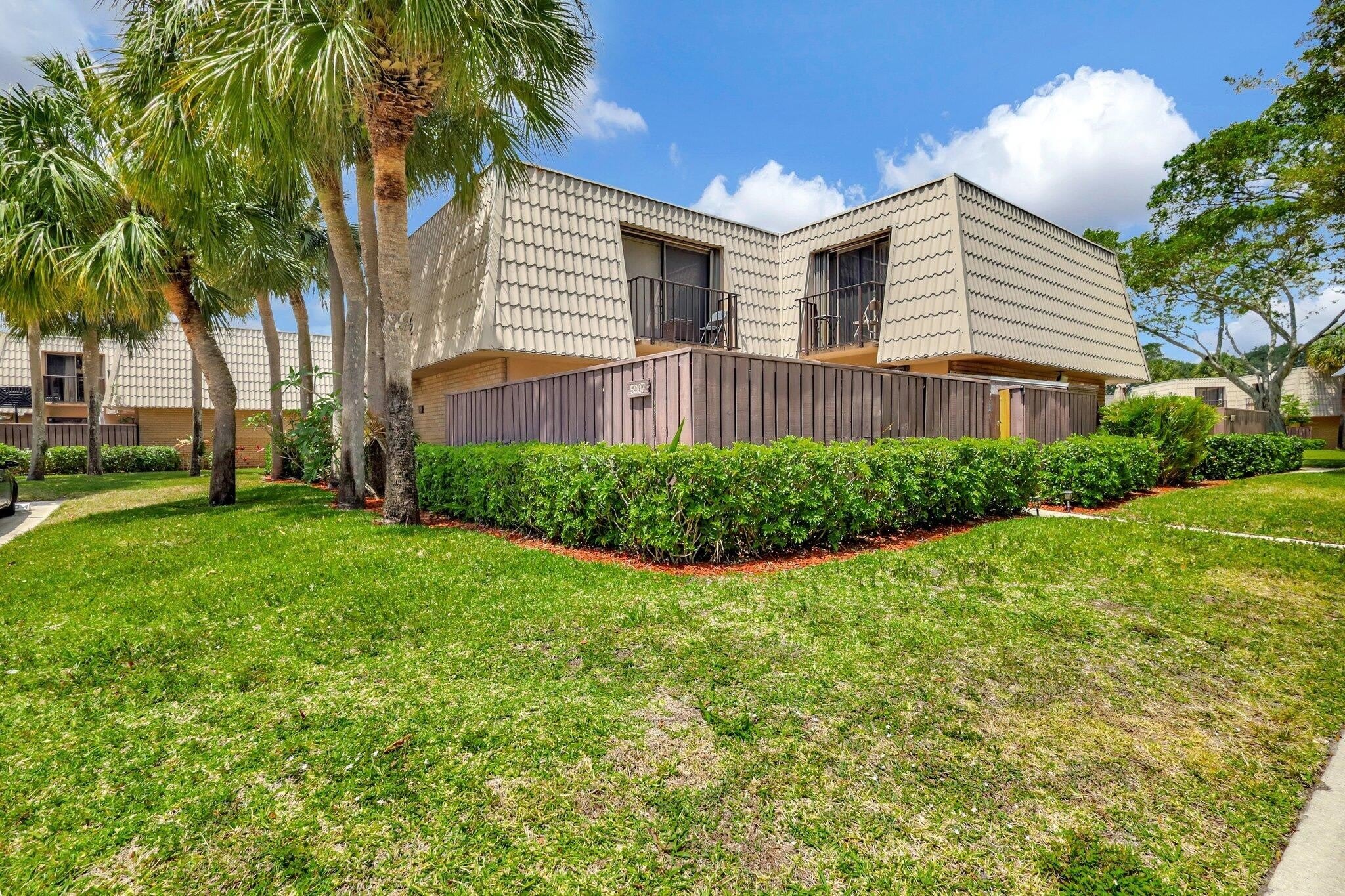 5907 59TH Way – photo 2