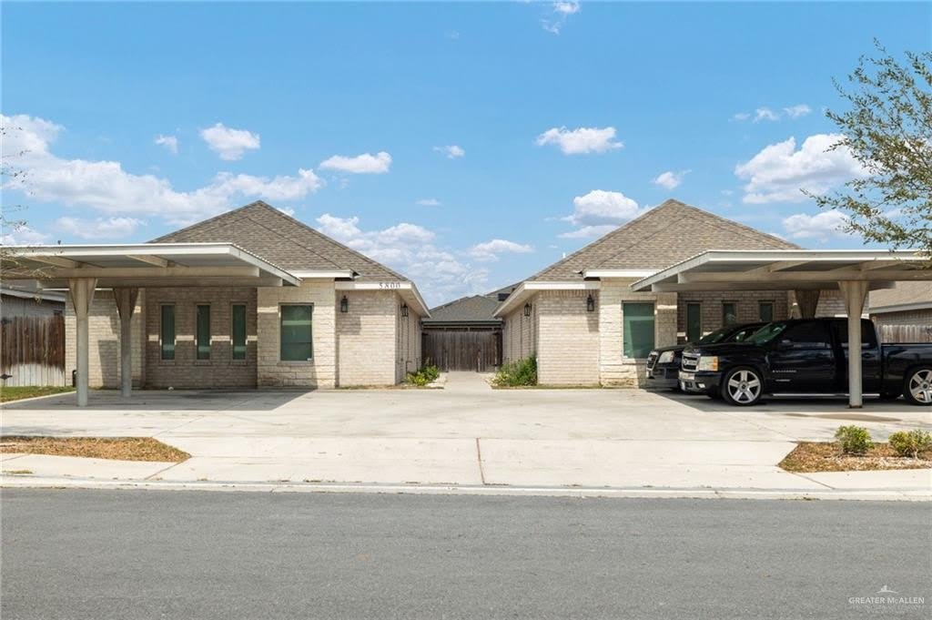 5800 Nightingale Avenue – photo 1