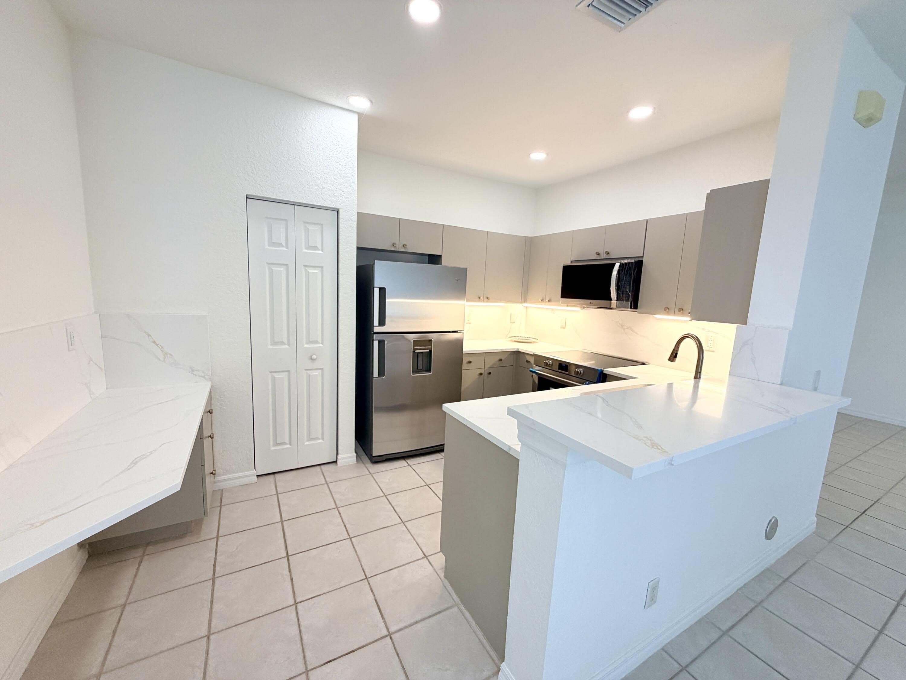 673 CONSERVATION Drive – photo 5