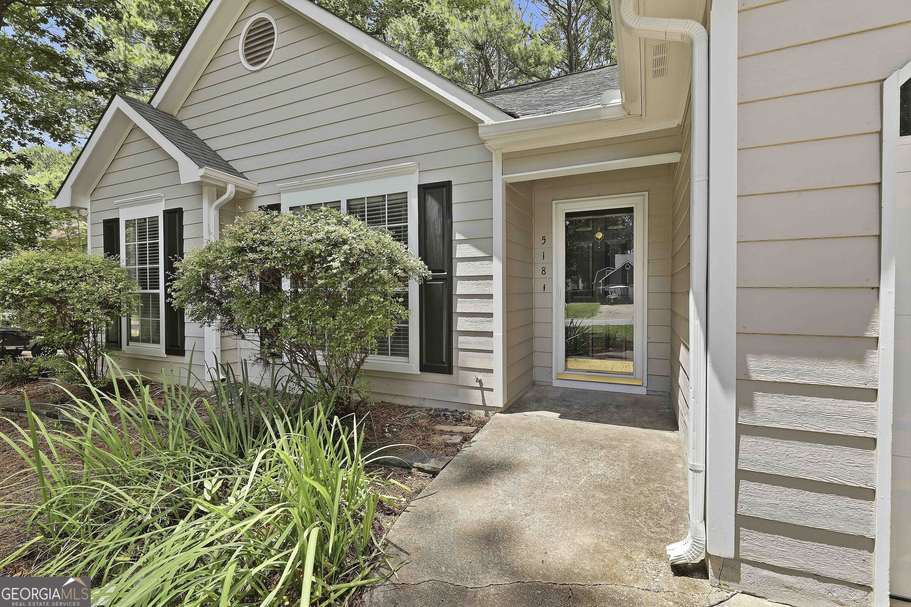518 Longwood Lane – photo 5