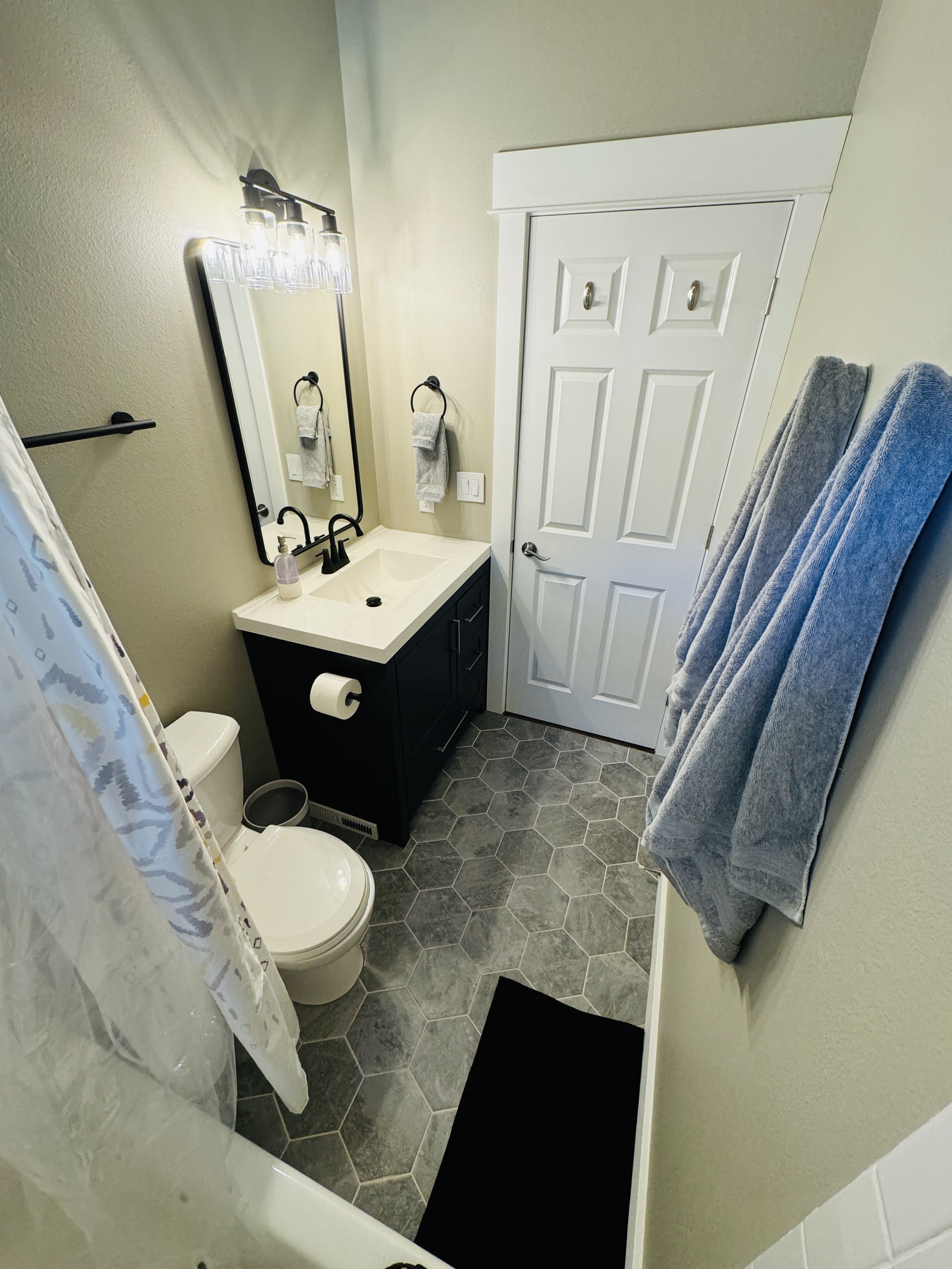 1139 North Gould Street – photo 5