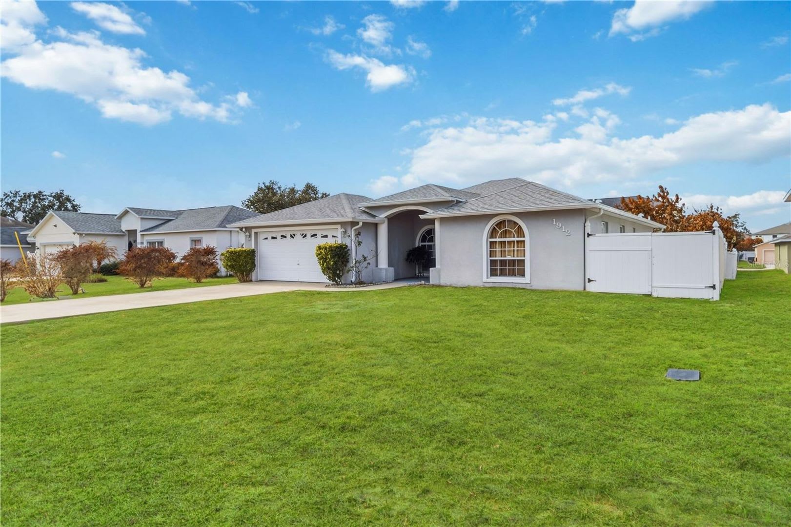 Poinciana Home – photo 3