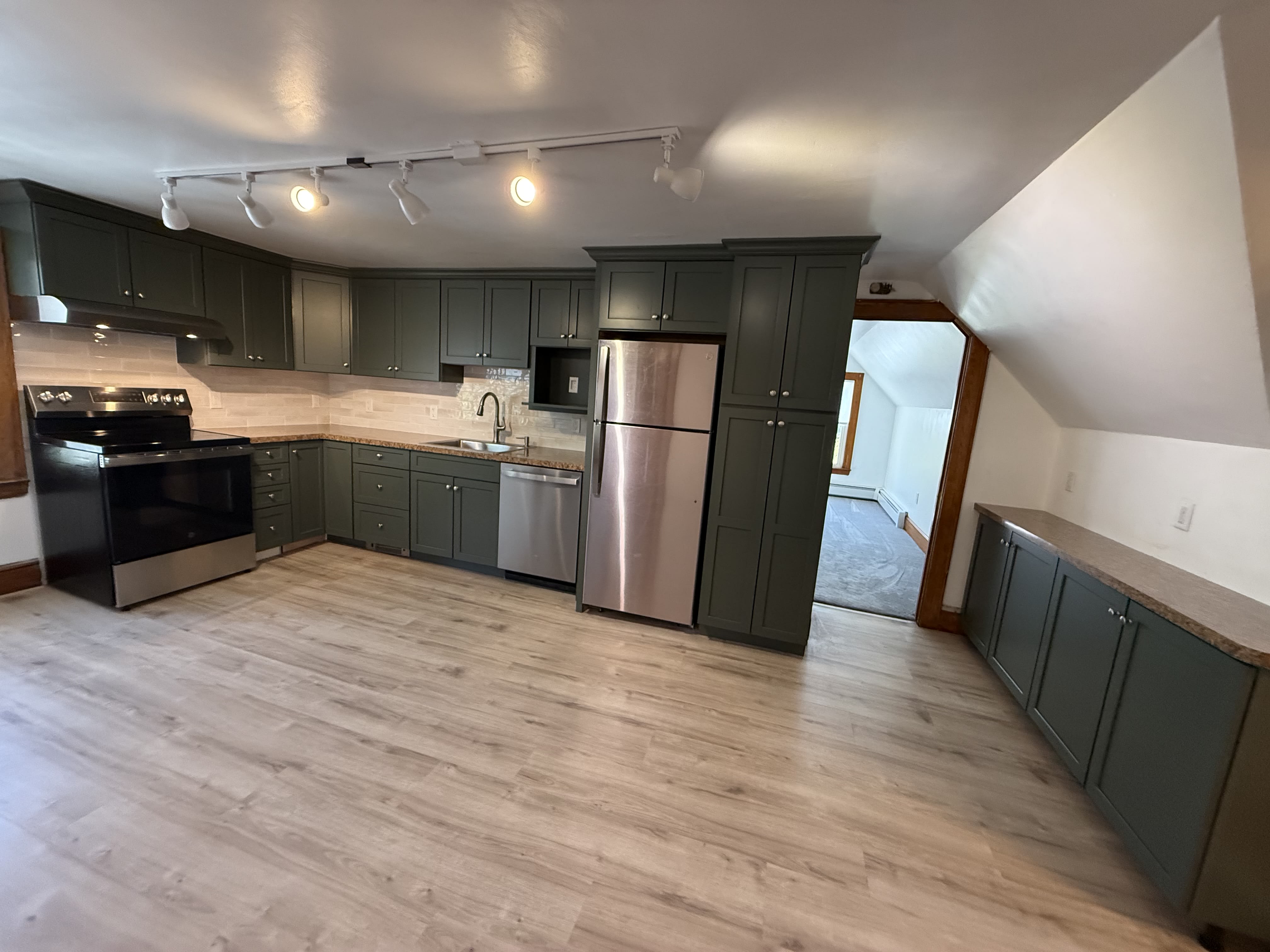 225 Pearl Street – photo 1