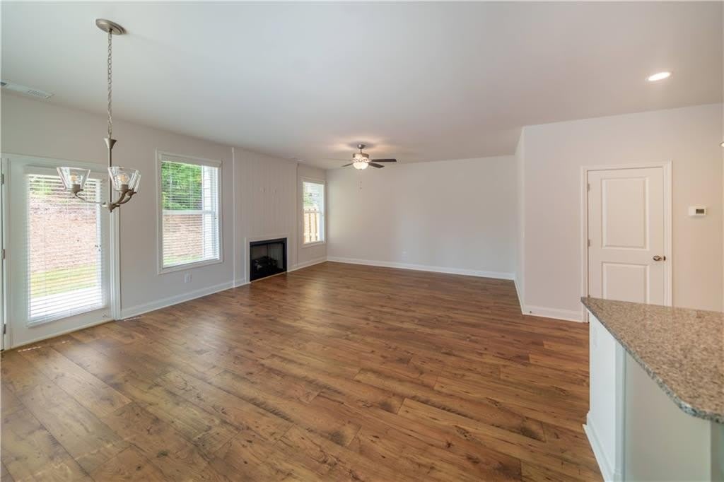5120 Hillington Way – photo 5