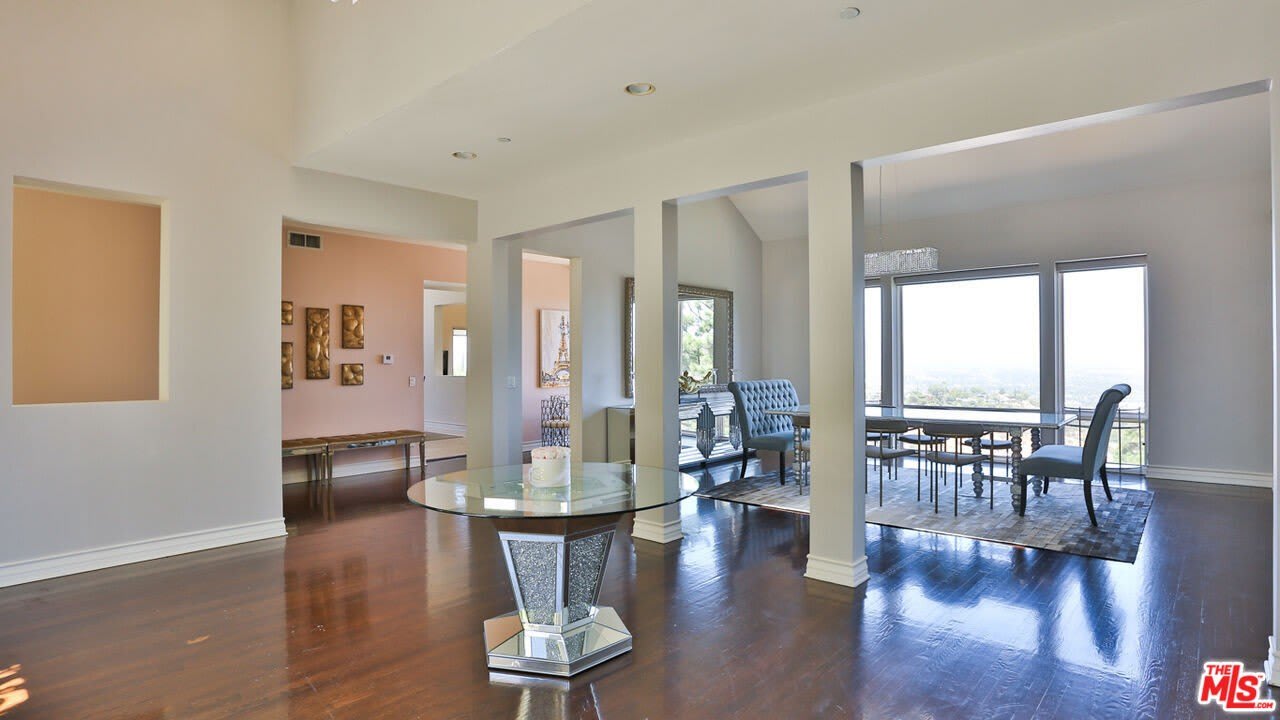 14445 MULHOLLAND Dr – photo 5