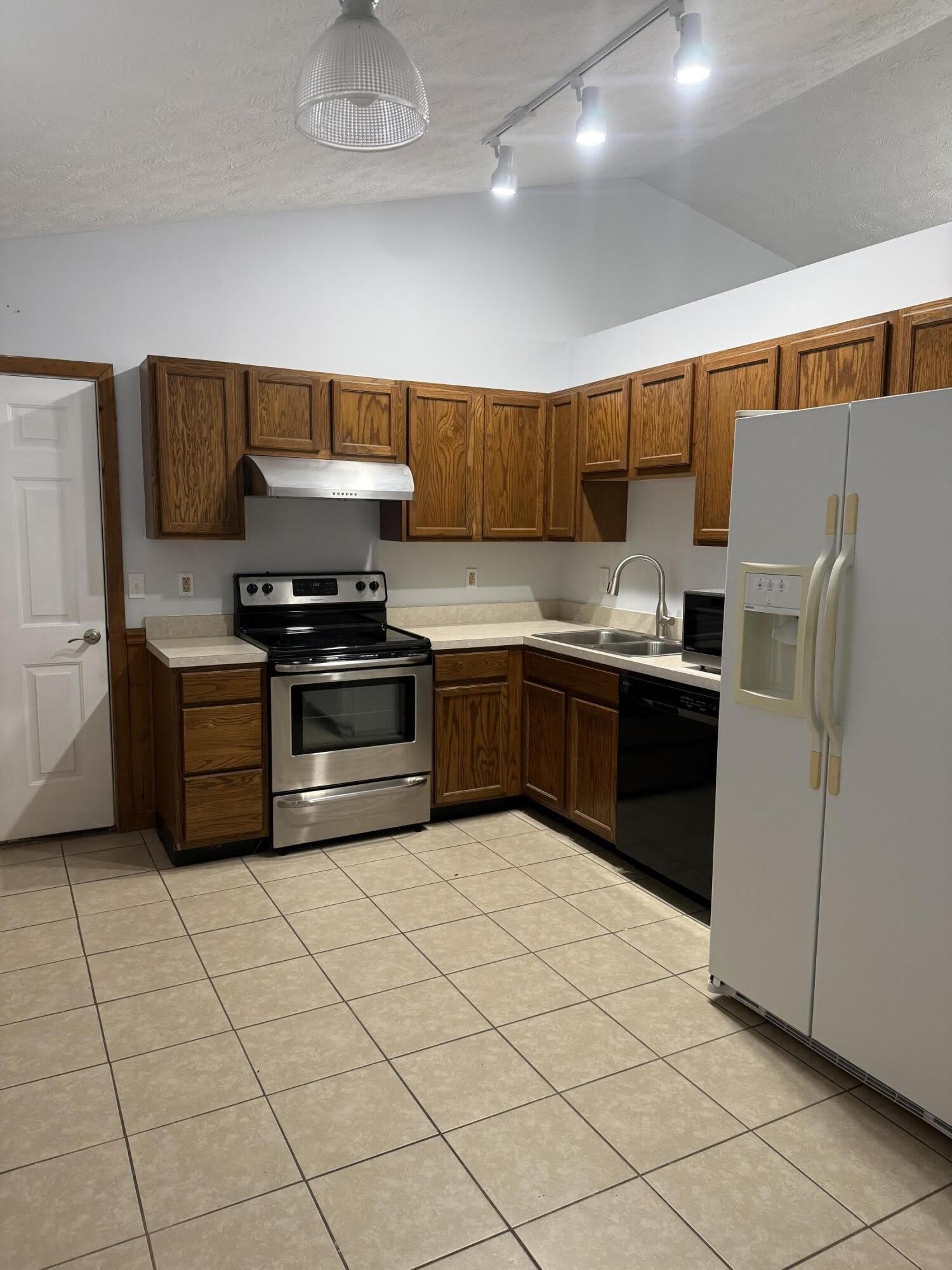 2137 Call Drive – photo 5
