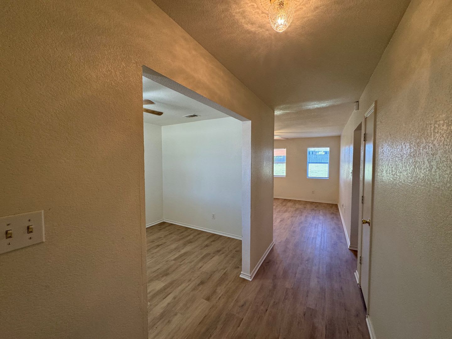 4-Bedroom House for Rent in Killeen – photo 3