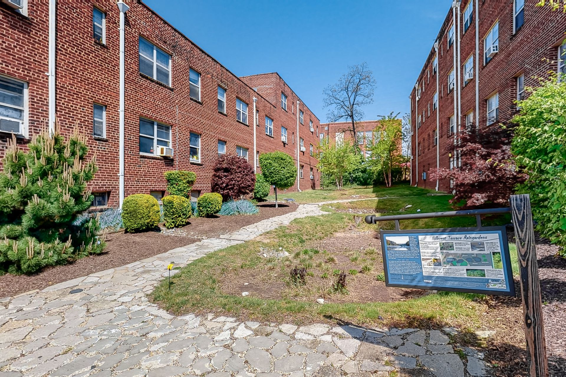 Hillcrest Terrace Apartments – photo 1