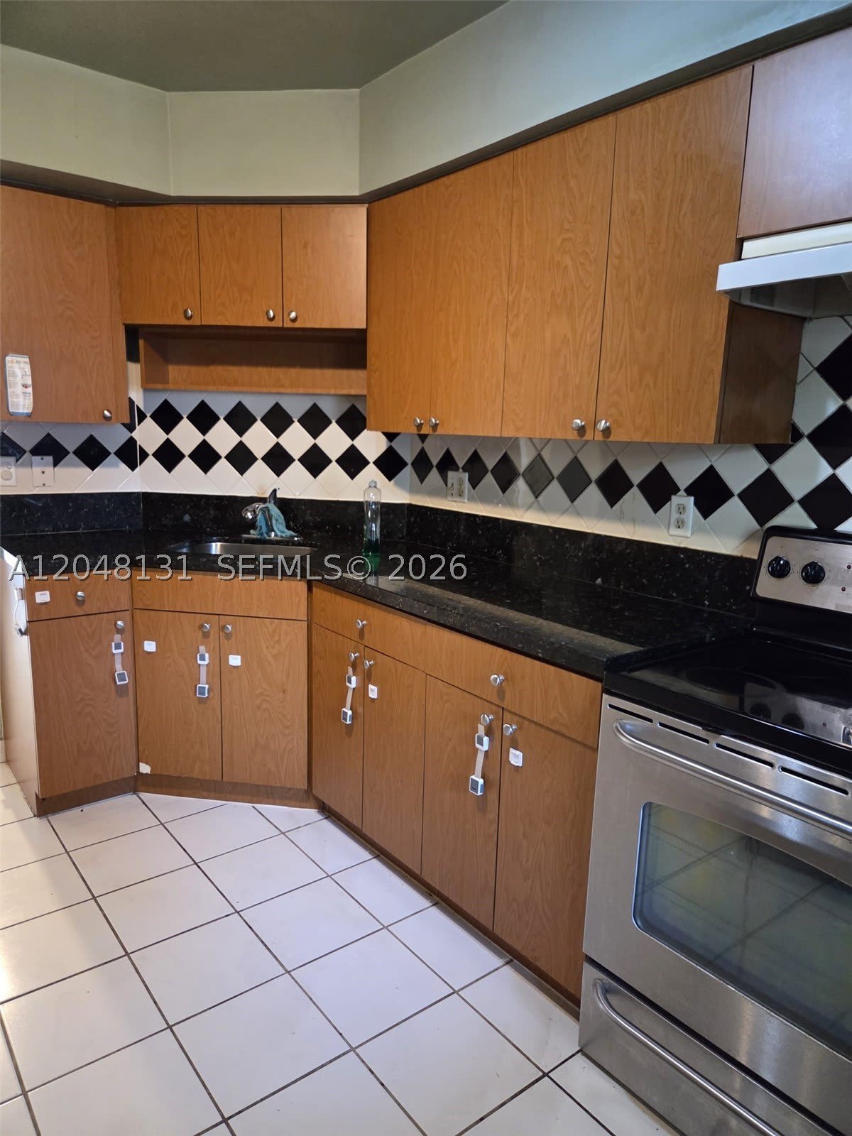 9101 W Sample Rd – photo 2