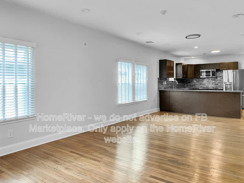 1919 Norwood St – photo 4