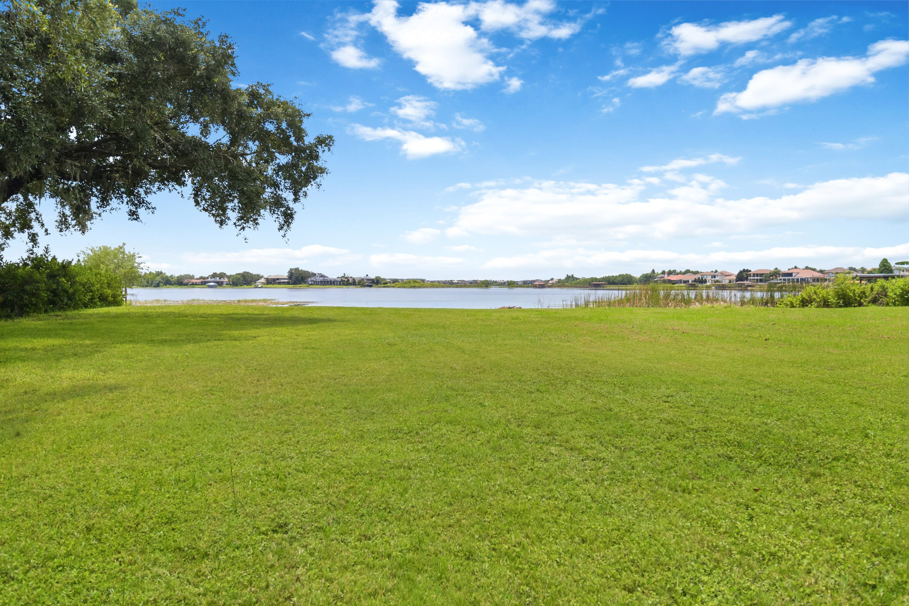 7912 Ficquette Road – photo 1