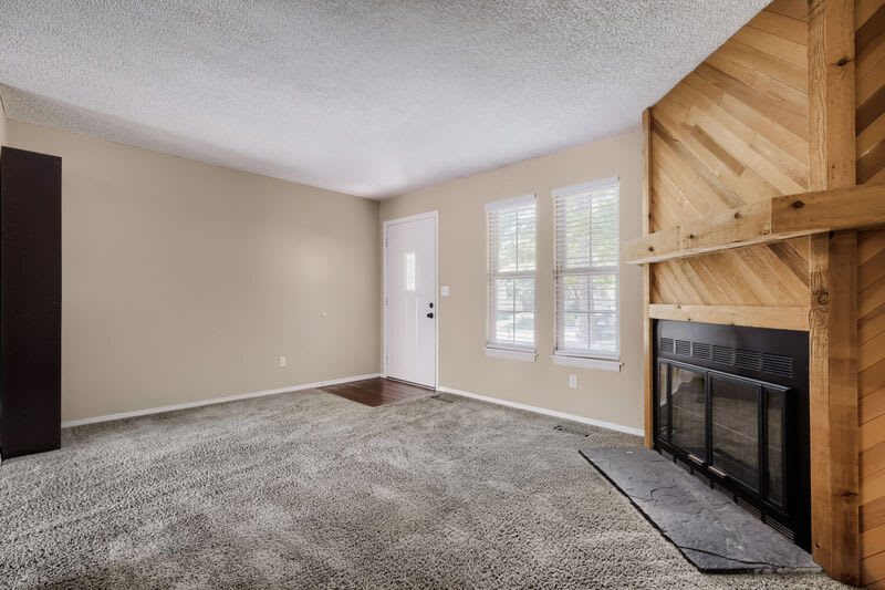6749 Mountain Top Lane – photo 4