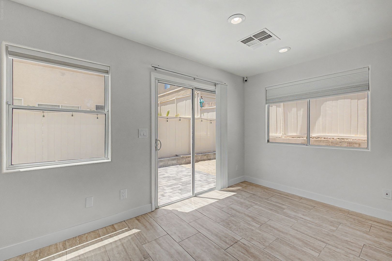 Renovated 3 Bedroom Home In 89131 – photo 5