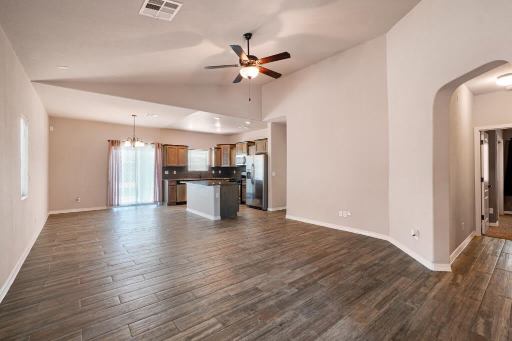 852 Lemington Street – photo 4