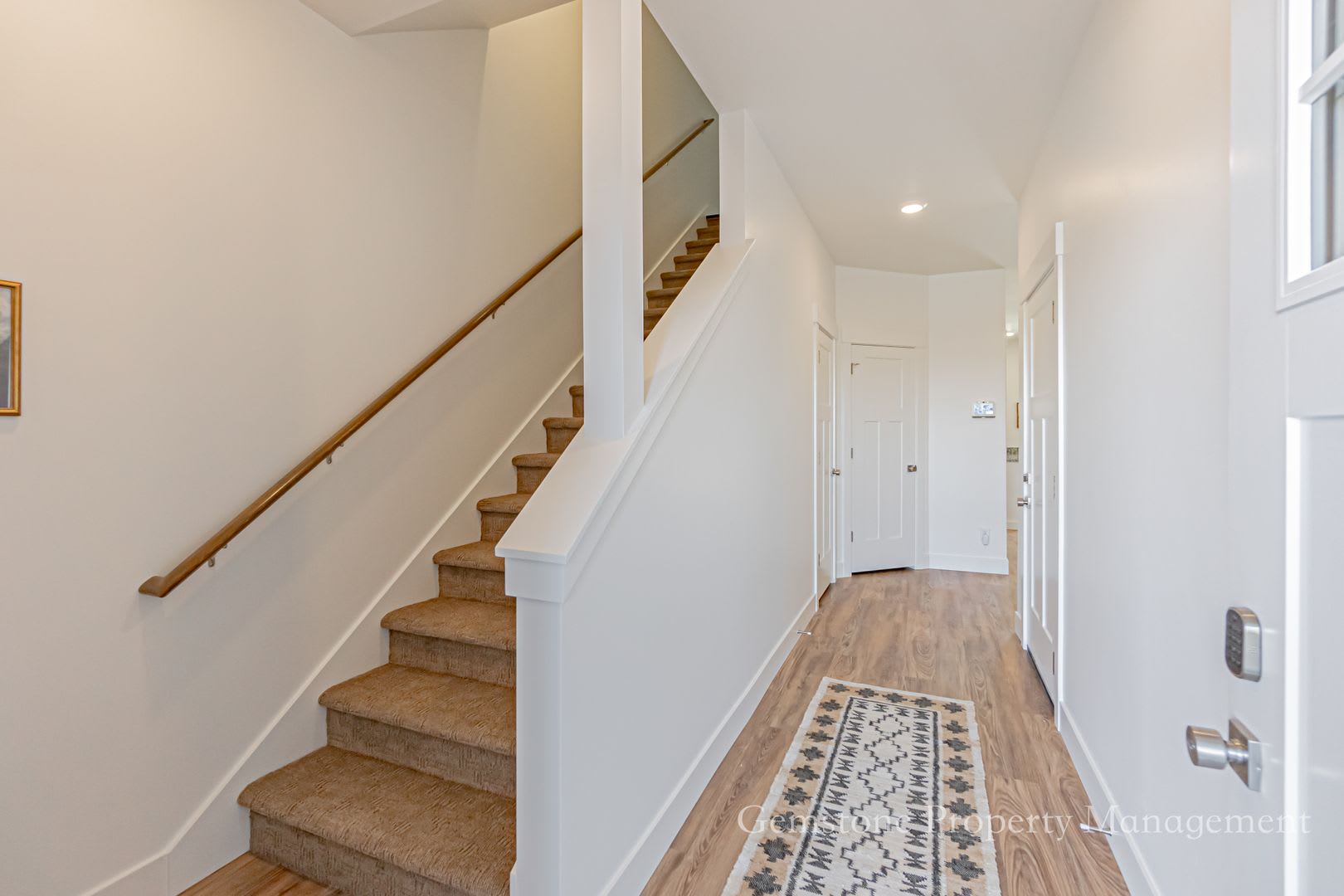 Darling 3 Bed 2 5 Bath Townhome Located In Sugar City Id – photo 2