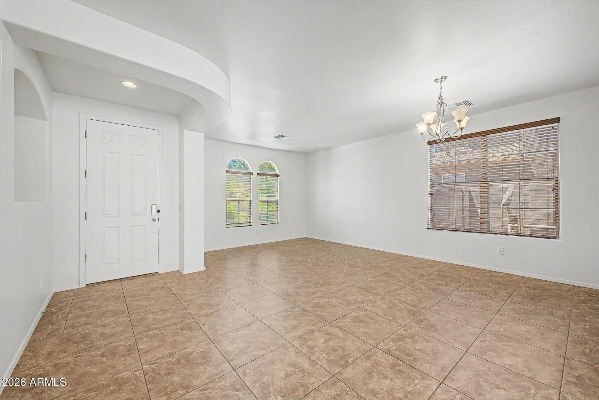 15102 W WESTVIEW Drive – photo 4