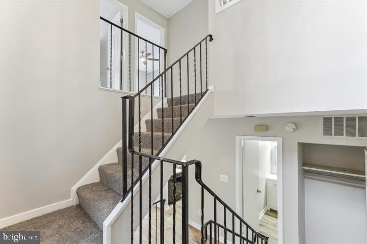 9861 LAKE SHORE Drive – photo 4