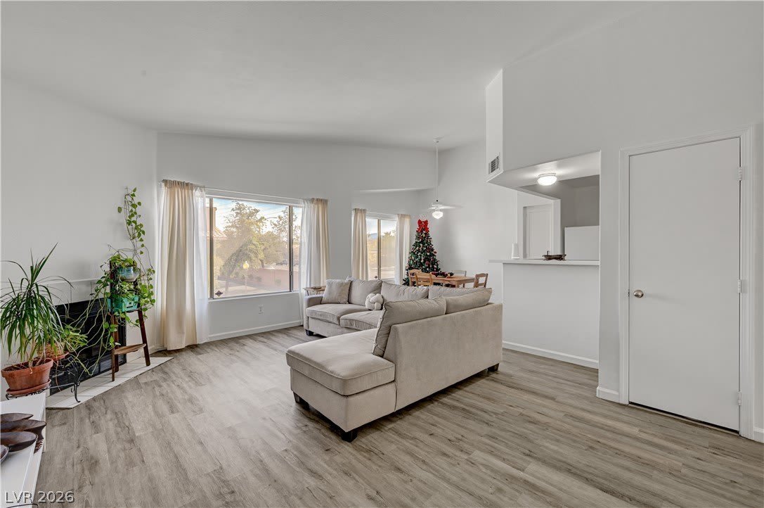 8450 Alta Drive – photo 5