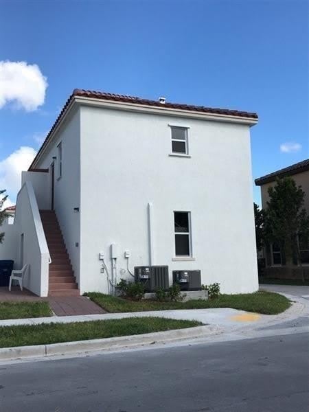 16954 Sw 90Th Street – photo 2