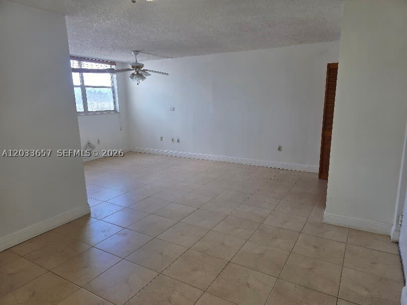 9411 SW 4th St – photo 2