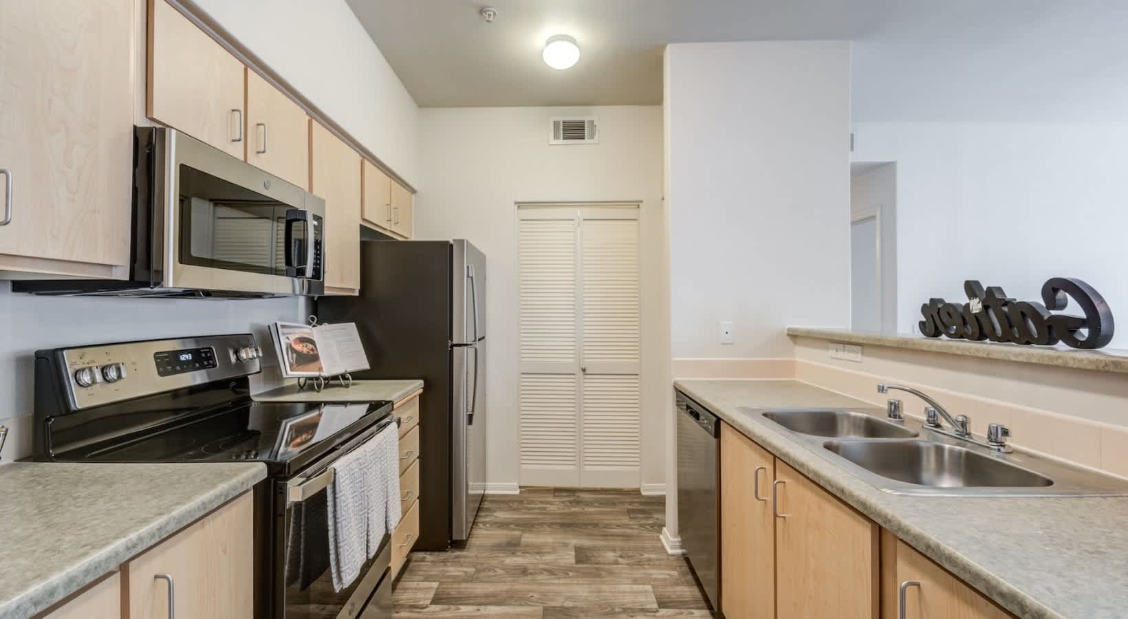 Sterling Pointe – photo 4