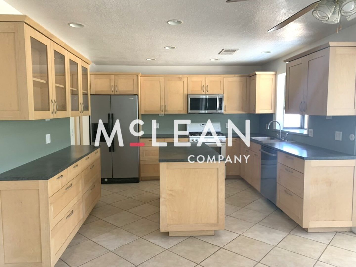 Four Bedroom Home with ALL Utilities included! – photo 5