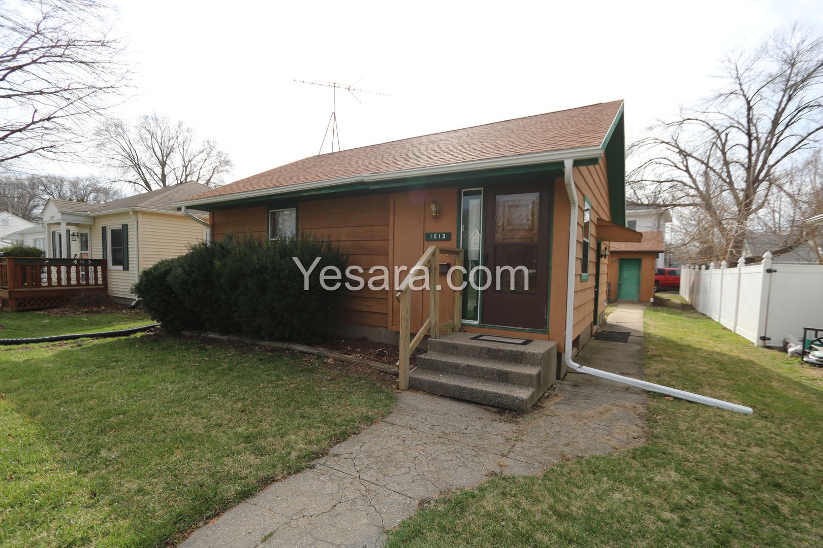 2 Bedroom 1 Bath – photo 1