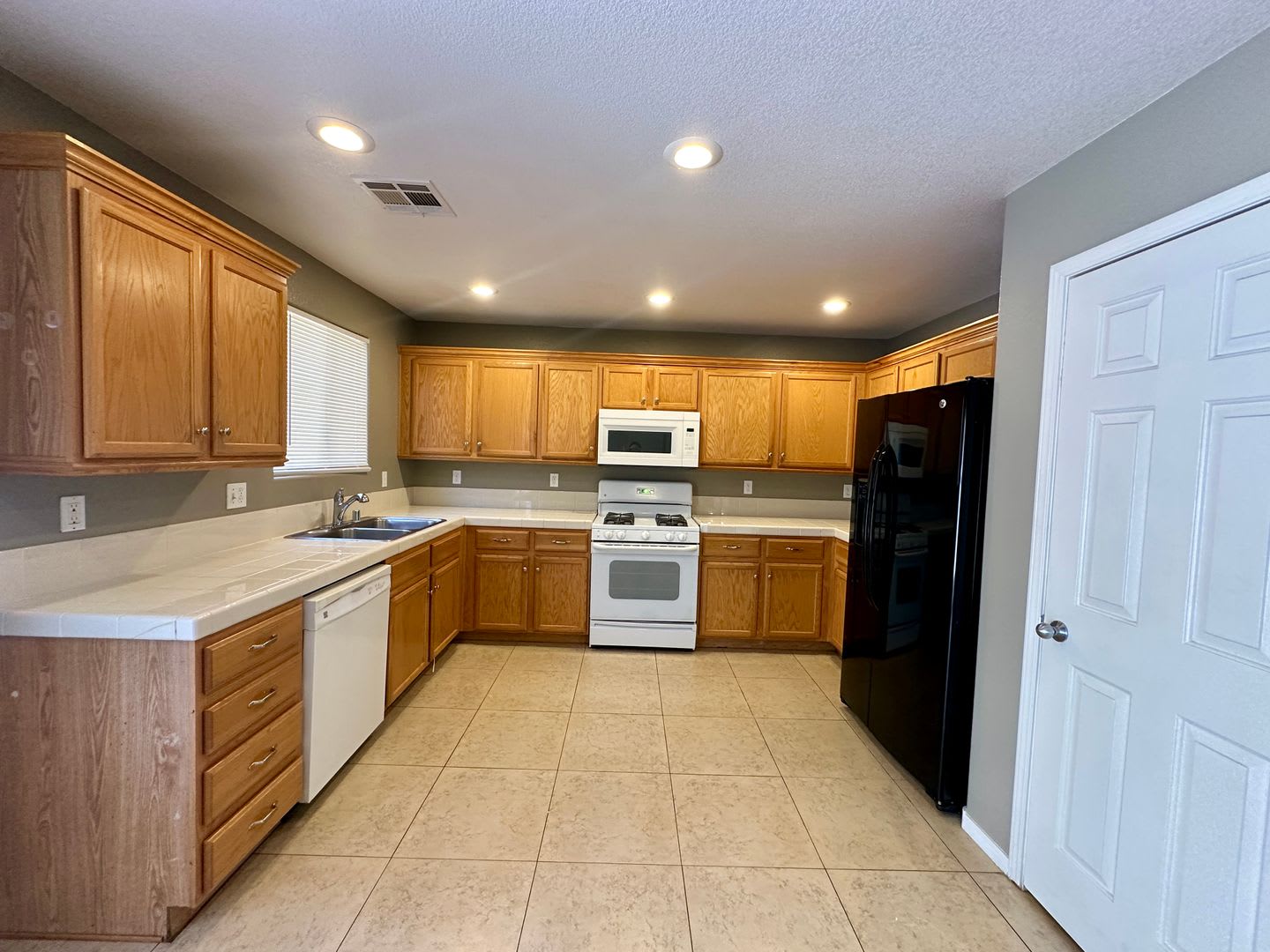 9362 Boulder Opal Avenue, Las Vegas, Nevada 89148 – photo 4
