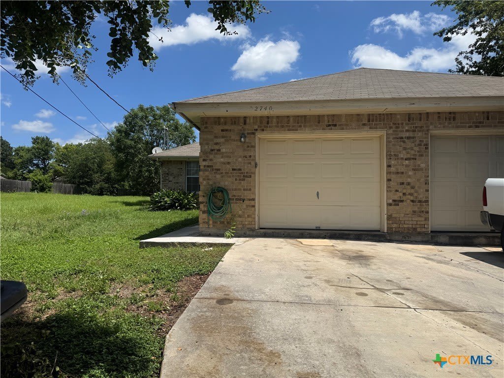 2740 Maple Tree Road – photo 1