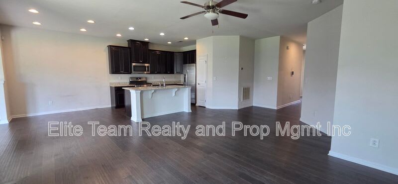 7347 Raylee Ave SW – photo 2