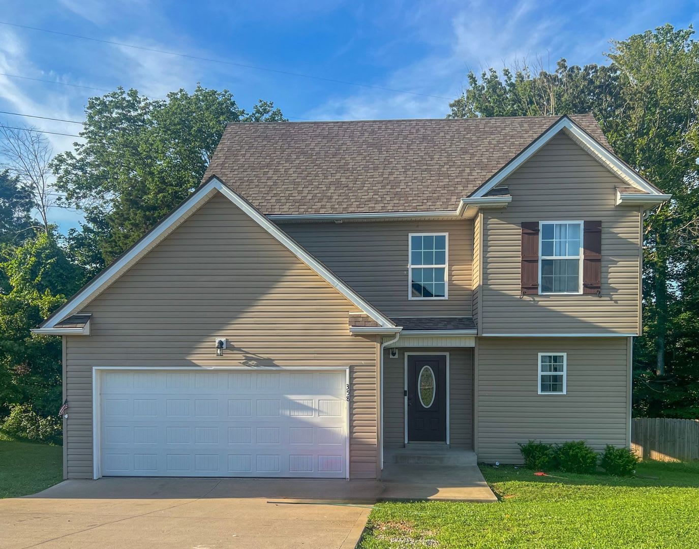 358 Chalet Circle Clarksville, TN 37042 – photo 1