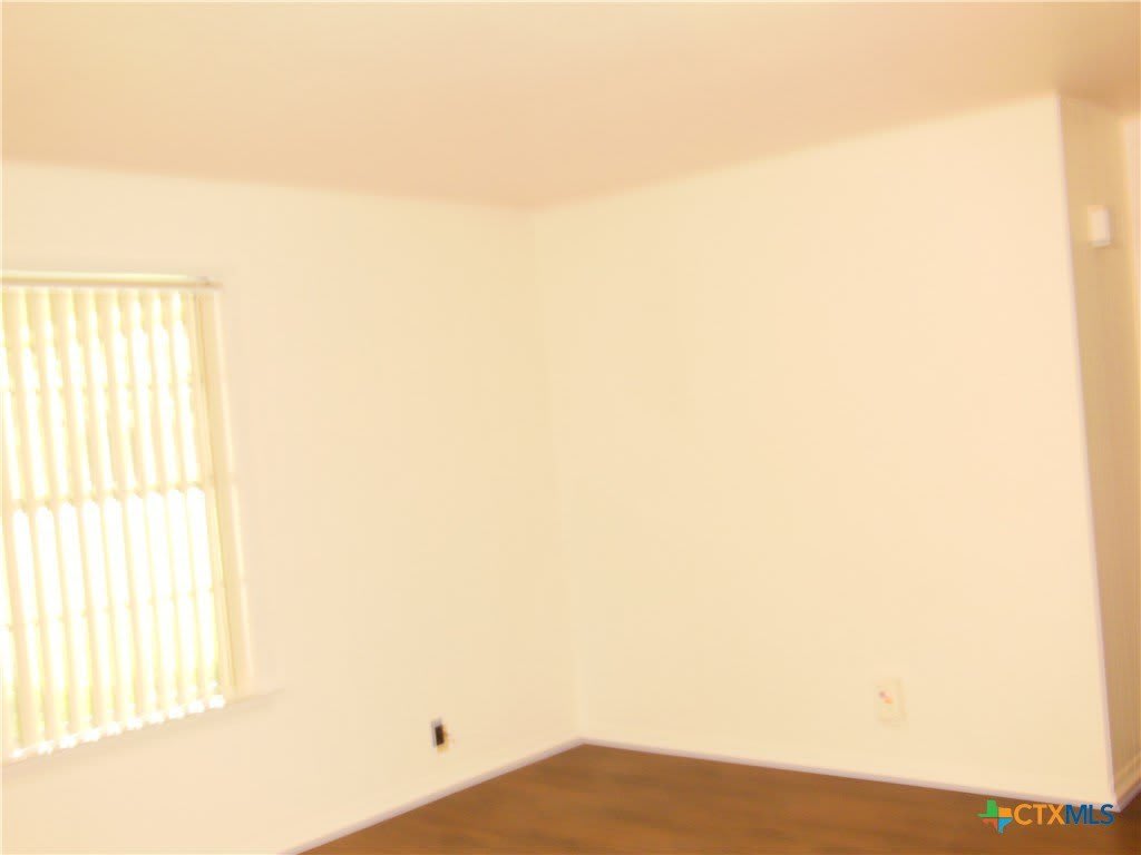 1022 Clover Circle – photo 4