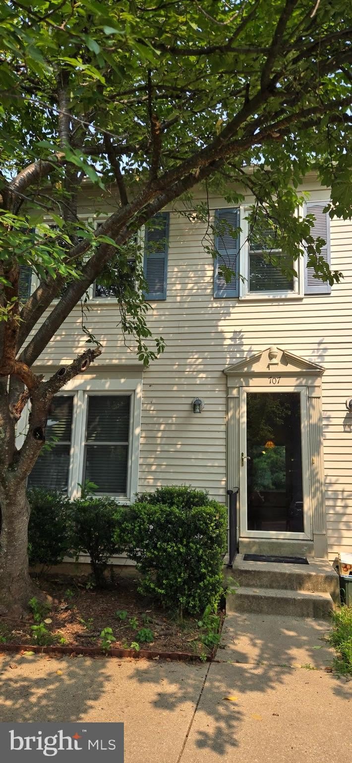 707 CURRY FORD Lane – photo 1