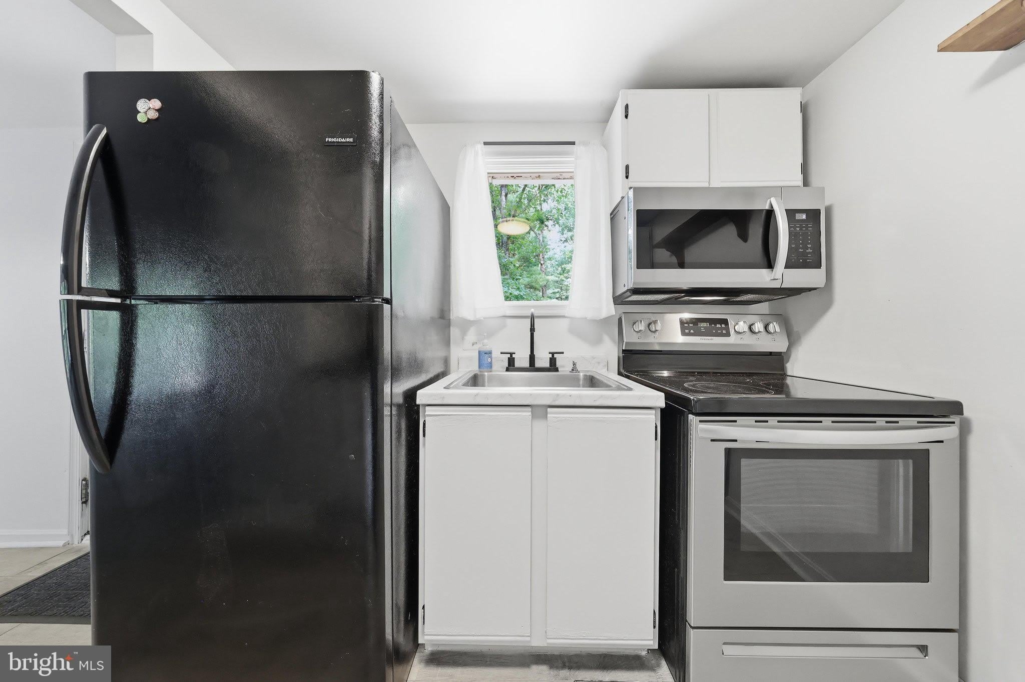 371 OAK HILL Road – photo 5