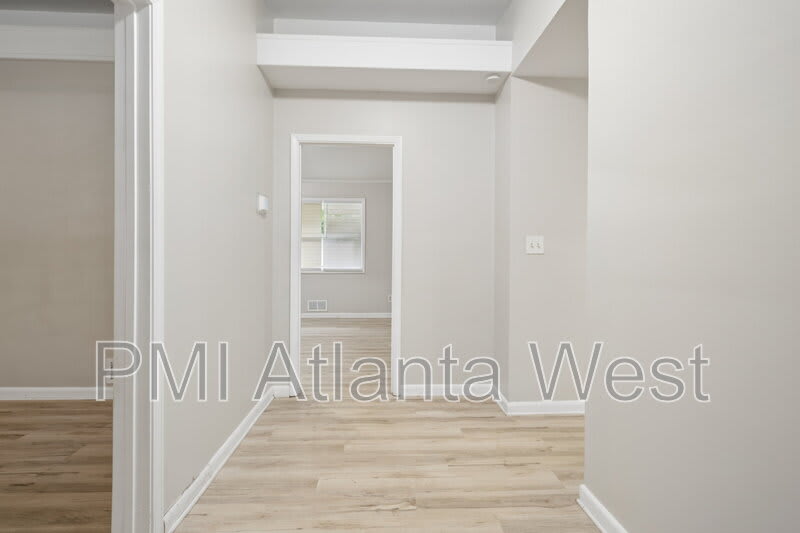 5490 Saint Lo Ln – photo 3