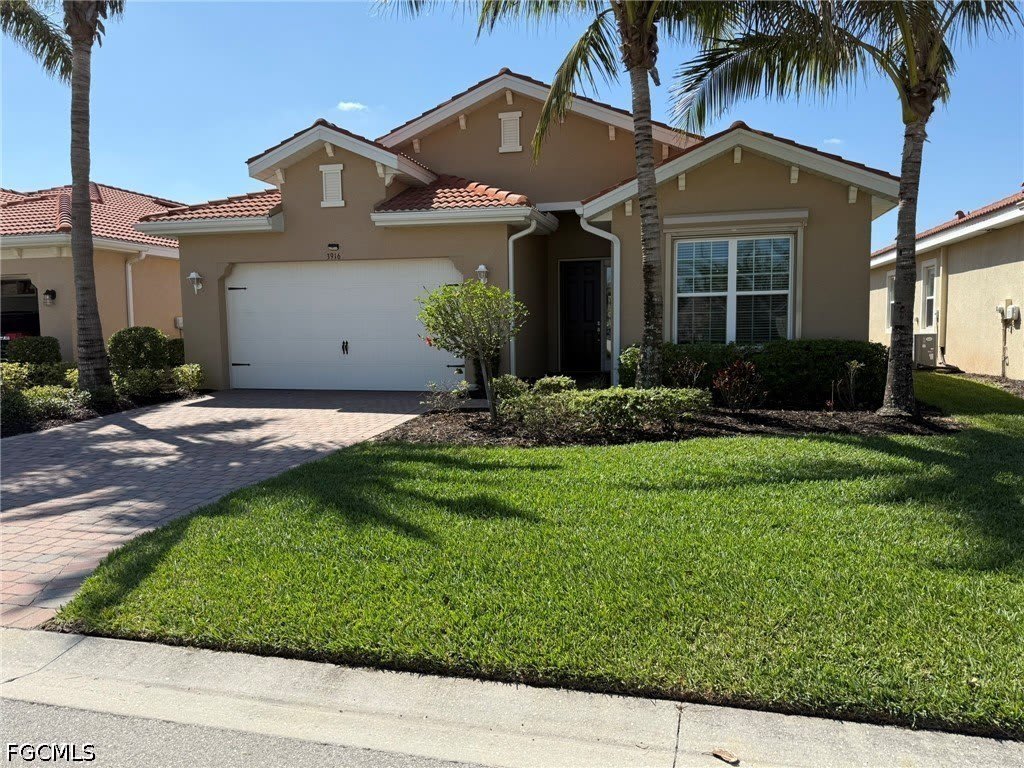 3916 King Edwards Street – photo 1