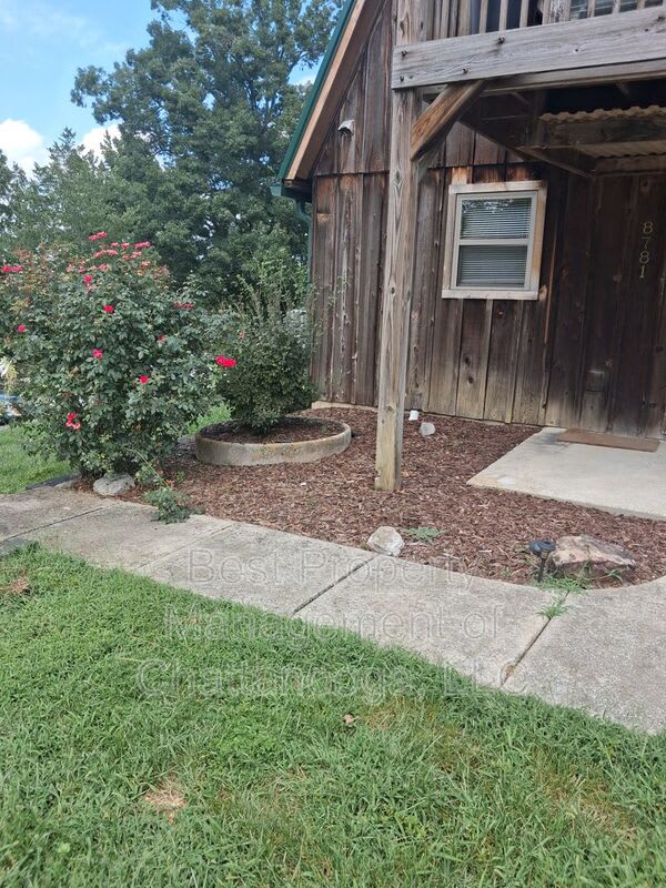 8781 Damron Place – photo 2