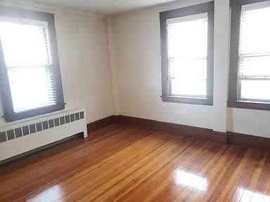 27 Abbott St – photo 3
