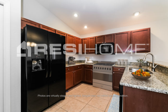 1924 Bretton Ridge Drive – photo 2