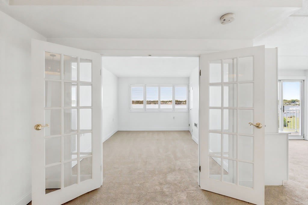 100 Cove Way – photo 5
