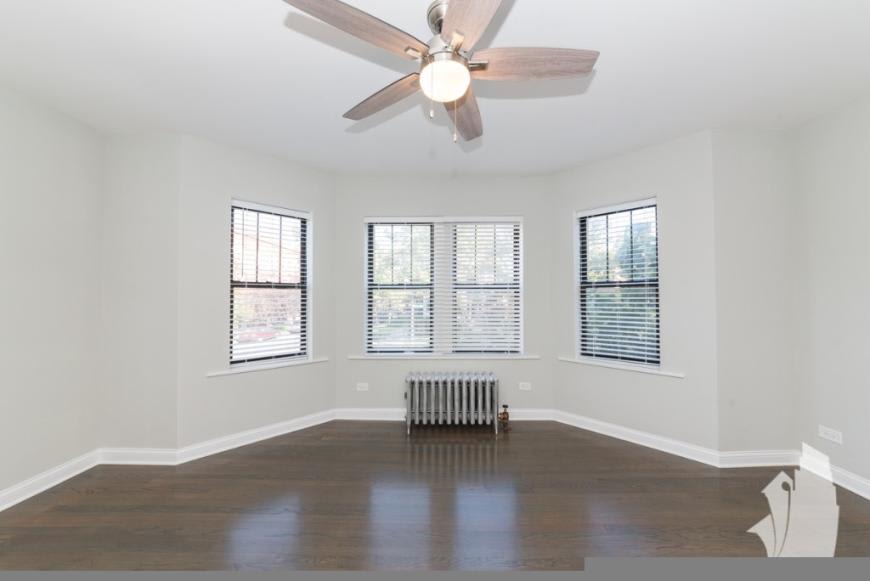 4549 North Leavitt St. – photo 4