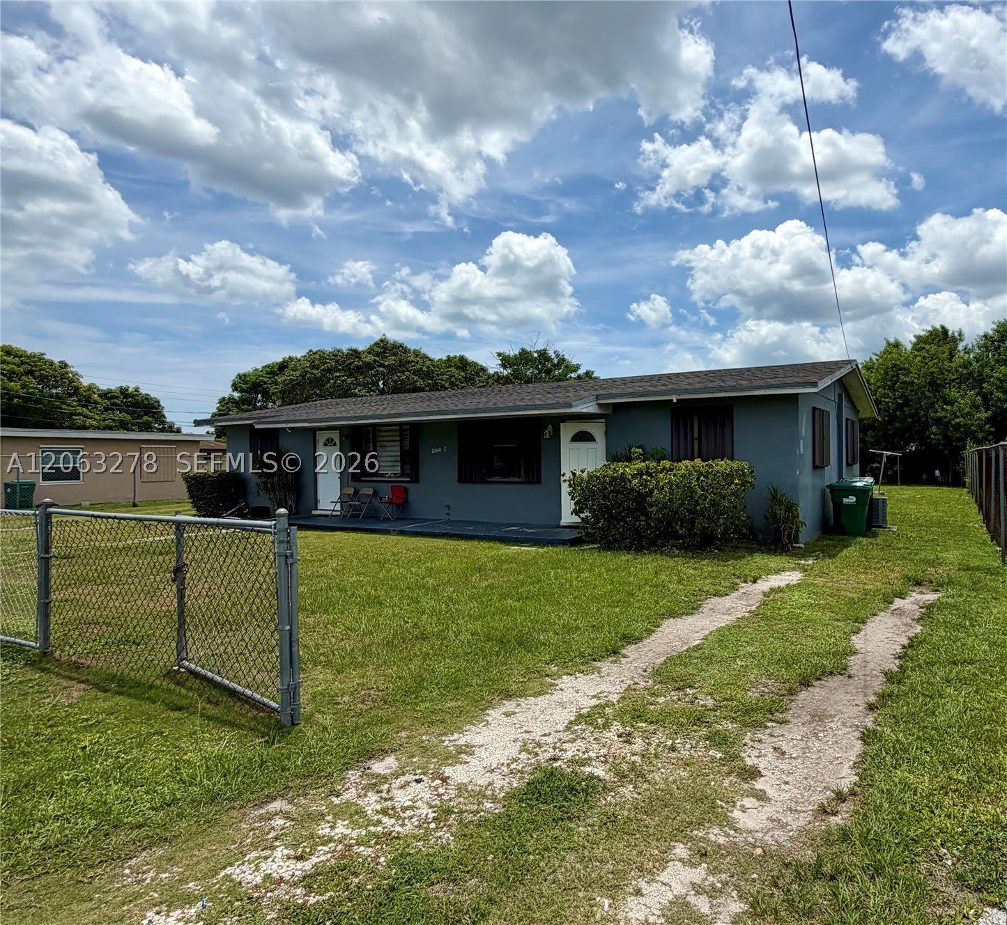 10442 SW 180th St – photo 2