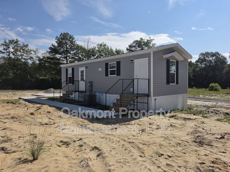 212 Rosewood Avenue – photo 1