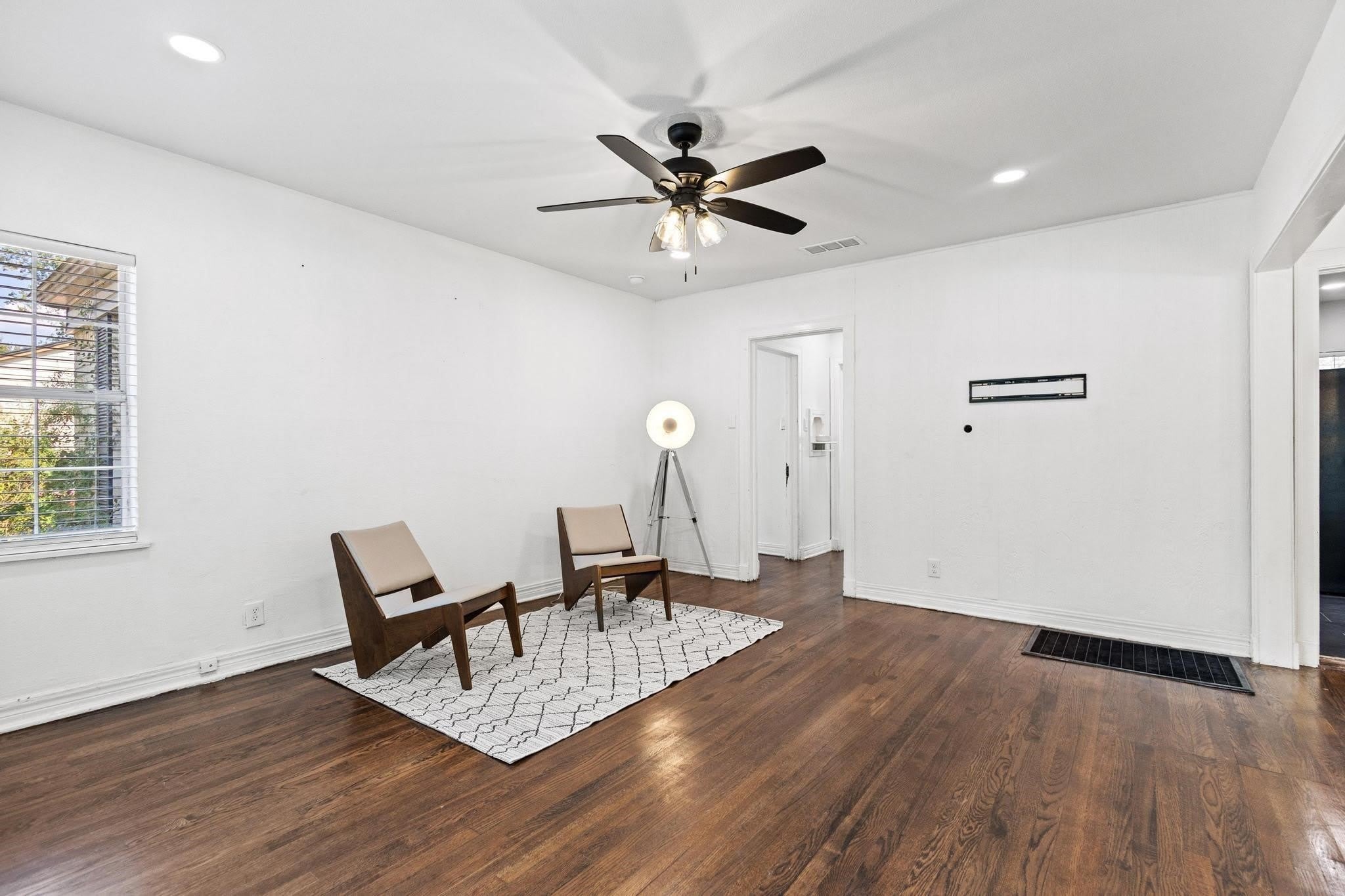 82 Vaughn Drive – photo 5