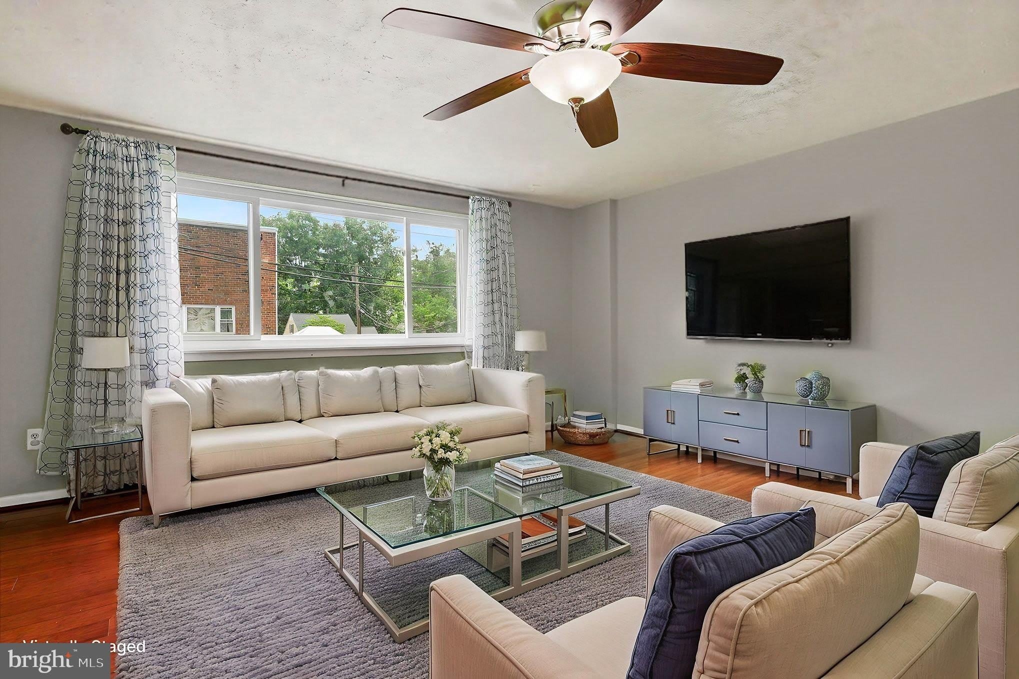 653 FRANKLIN Street – photo 3