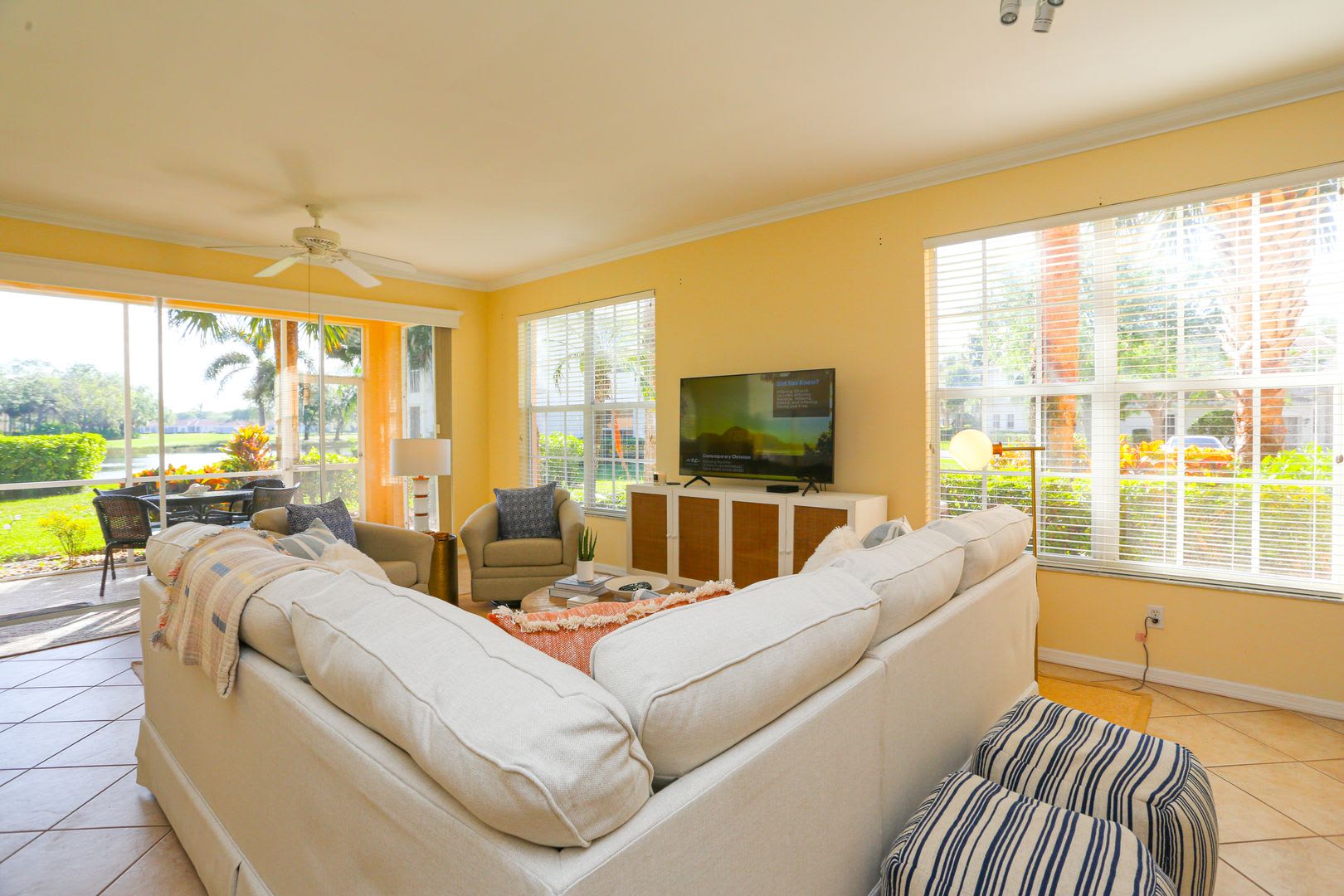 2/2 BEAUTIFUL COACH HOME ** SPANISH WELLS GOLF AND COUNTRY CLUB COMMUNITY ** COMMUNITY POOLS ** – photo 5