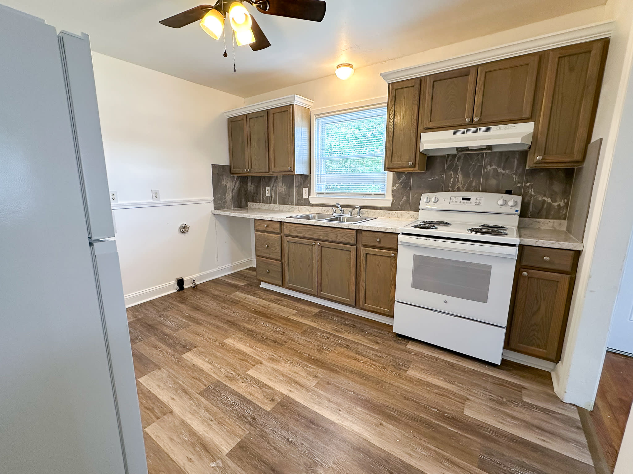 3123 Fairbrook Drive – photo 4