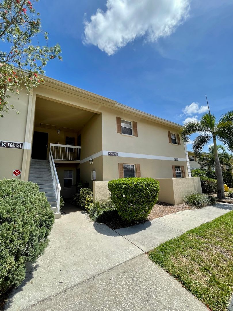 First Floor 3 bedroom Condo in Palm Bay Florida! – photo 1