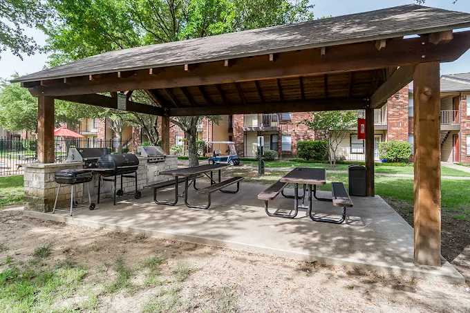 Townhouse Apartments – photo 5